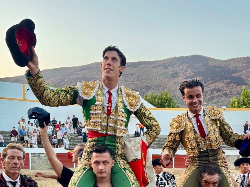 Puerta Grande en Sotillo: Diego García y Víctor Cerrato triunfan con los toros de Días Coutinho