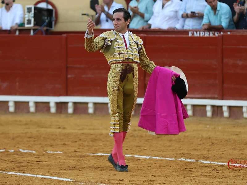 Juan Ortega se citará con la afición en Arles antes de su debut en la corrida Goyesca