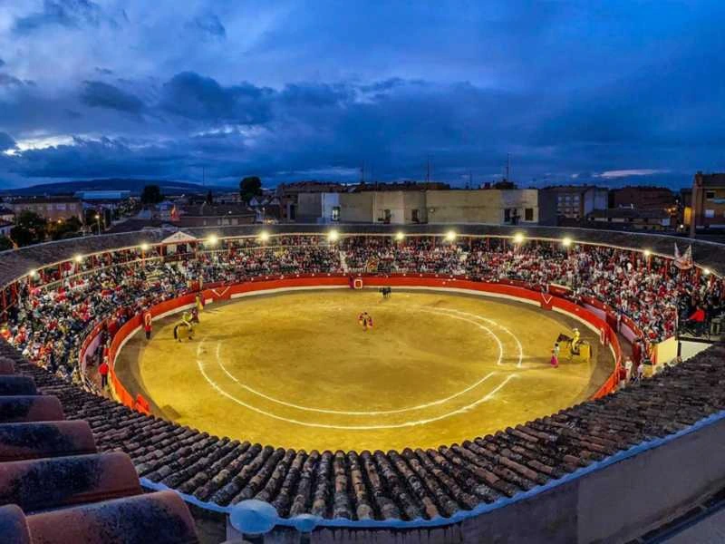 Corella el último puerto de la temporada en Navarra: El Fandi, Fernando Adrián y Cristiano Torres